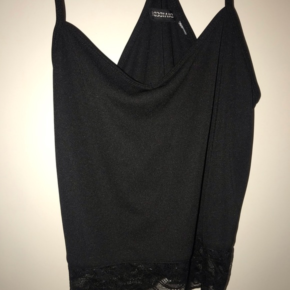 Black tank top - Picture 2 of 2
